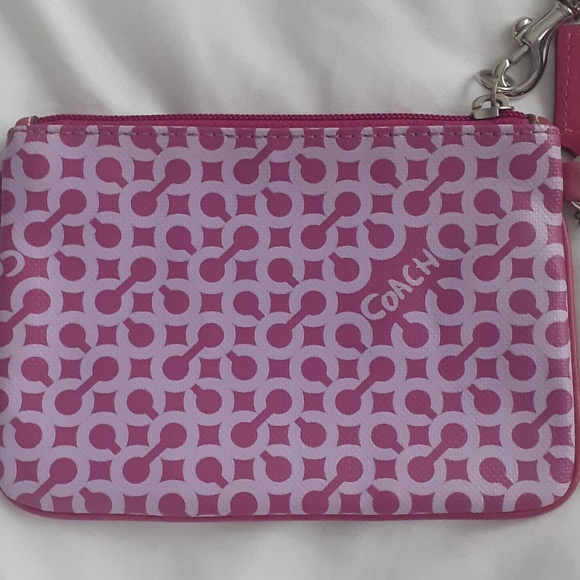 COACH Pink Wrislet Authentic - Picture 5 of 7
